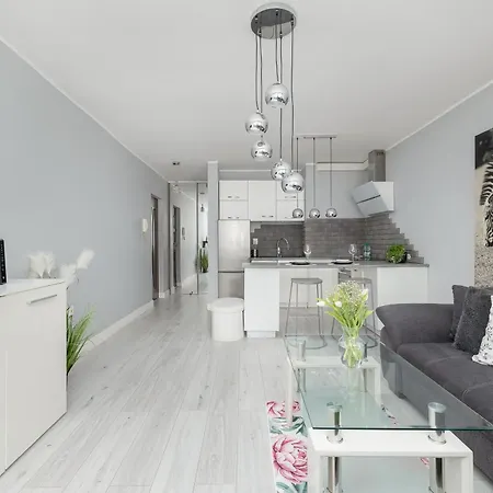 Apartment 9 Maja Bright By Bookinghost *