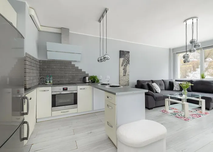 9 Maja Bright By Bookinghost Štetín